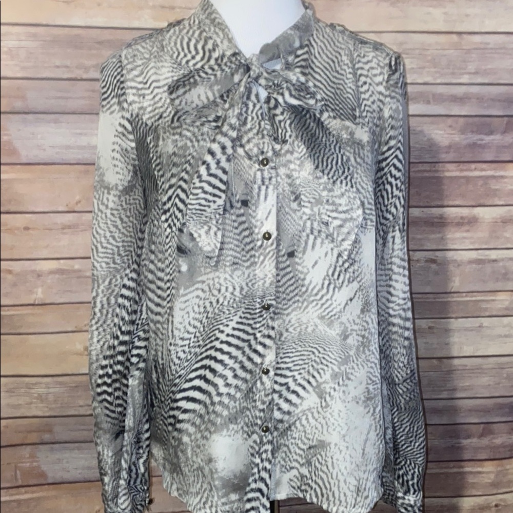 🎈Sale🎈Loft Tie Neck Blouse Size Small
